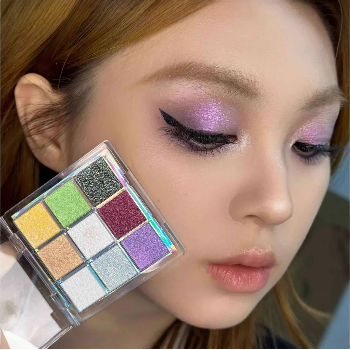 Chameleon 9-Color Eyeshadow Palette