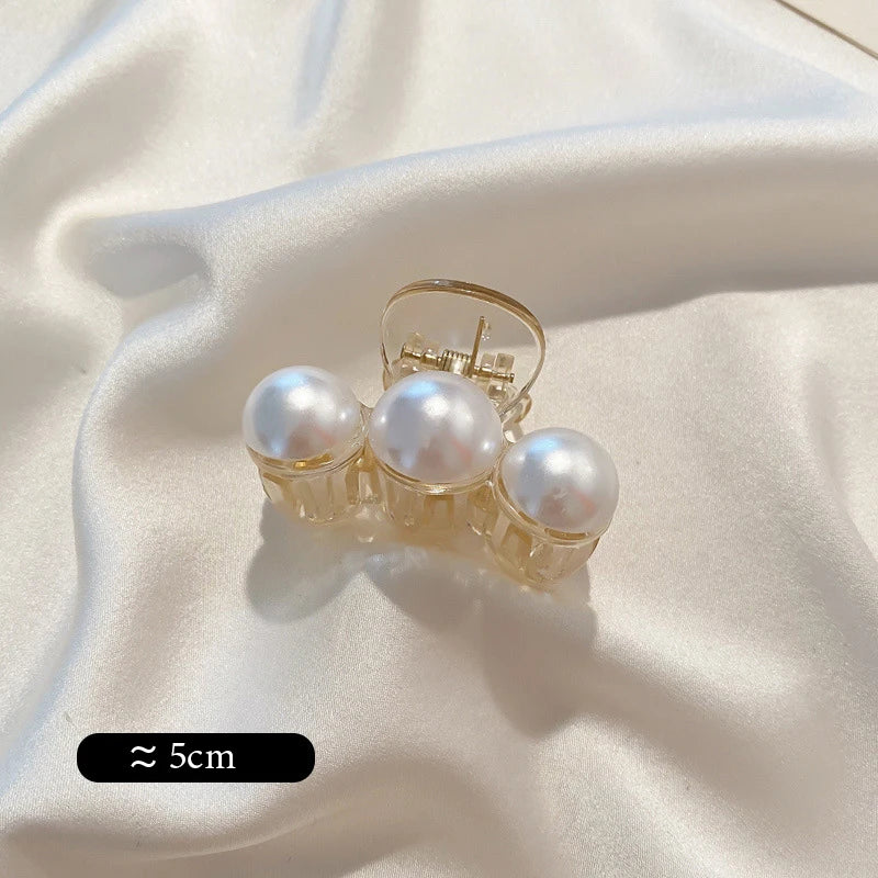 Big Pearl Claw Hair Clip